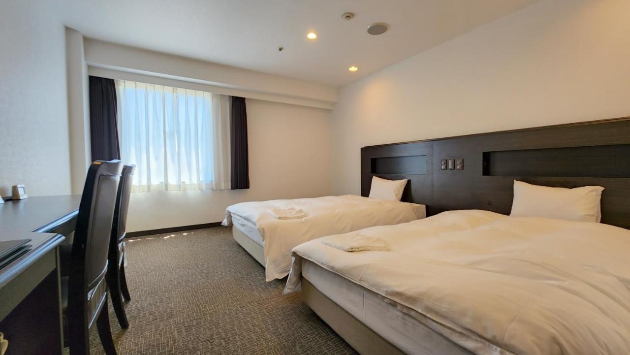 Platon Hotel Yokkaichi Buitenkant foto