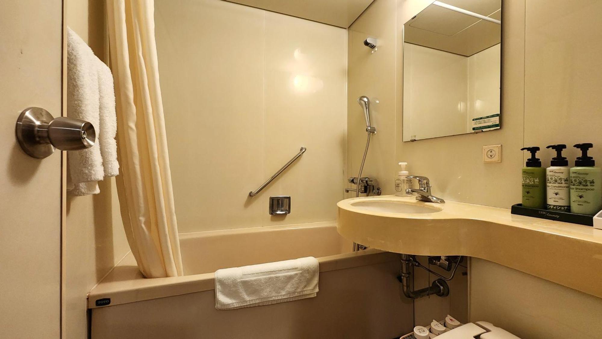 Platon Hotel Yokkaichi Buitenkant foto